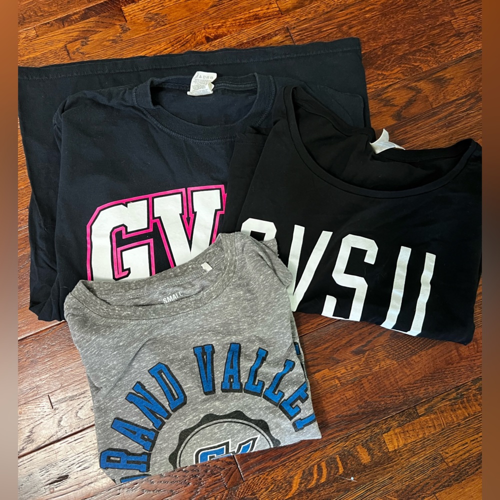 Bundle of 3 GVSU T-shirts